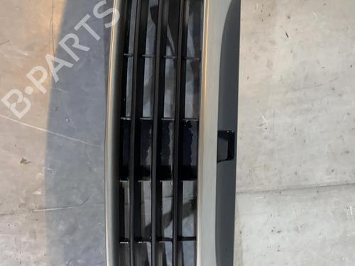 Used Grille RENAULT LAGUNA II (BG0/1_) 1.9 dCI (BG0E) (105 hp) 21715507
