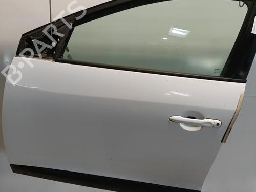 Used Left front door RENAULT MEGANE III Grandtour (KZ0/1) 1.5 dCi (KZ09, KZ0D, KZ1G, KZ29, KZ14, KZ1W, KZ10, KZ1F,... (110 hp) 23108439