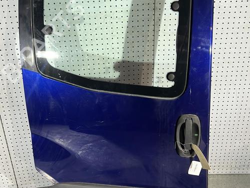 hjre-side-skydedr-peugeot-bipper-tepee-14-hdi-1685064980-2008-21714098 main image