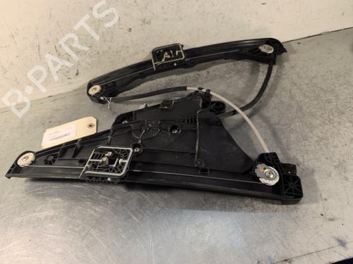 Used Front right window mechanism Front right window mechanism OPEL CORSA F (P2JO) 1.2 (68) (75 hp) 29733877 29733877