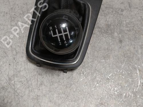 Used Gear lever AUDI A3 (8L1) 1.9 TDI (100 hp) 26028810