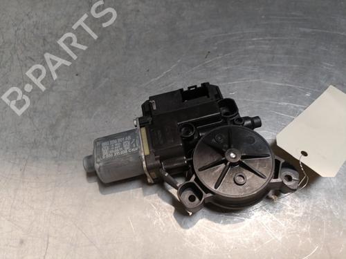 Vindusheismekanisme venstre foran VW POLO V (6R1, 6C1) 1.2 TDI (75 hp) 28077855