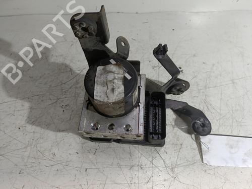 abs-pump-renault-megane-iii-hatchback-bz01_-b3_-15-dci-476604075r-2008-21693780 main image