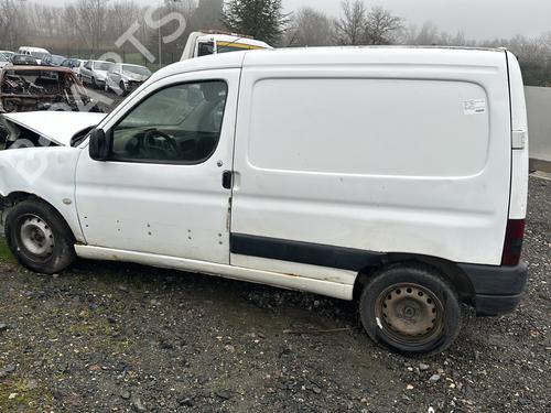 Left taillight CITROËN BERLINGO / BERLINGO FIRST Box Body/MPV (M_) 2.0 HDI 90 (MBRHY, MCRHY) | BP32123170C34 