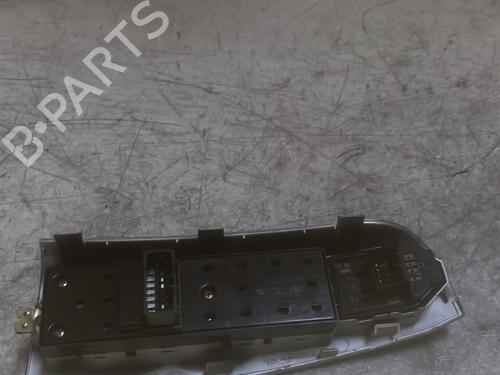 Left front window switch KIA SPORTAGE II (JE_, KM_) 2.0 CRDi 4WD | BP22233977I27 