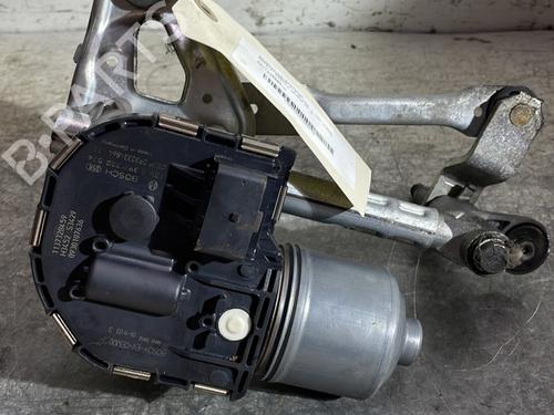 Used Front wiper motor PEUGEOT 5008 (0U_, 0E_) 1.6 HDi (110 hp) 24181610