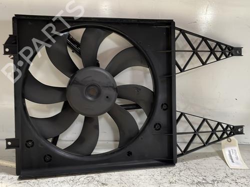 Used Radiator fan VW POLO (9N_, 9A_) 1.4 TDI (70 hp) 23823107