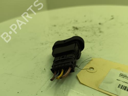 left-front-window-switch-dacia-duster-hs_-2010-2011-2012-2013-2014-2015-2016-2017-2018-34283637 main image