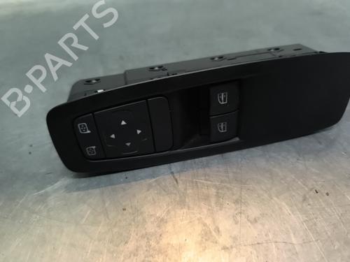 left-front-window-switch-renault-megane-iv-grandtour-k9amn_-2016-31816333 main image