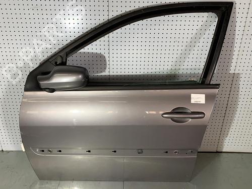 Used Left front door Left front door 21702688 21702688