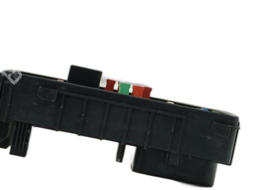 Fuse box VW GOLF V (1K1) | BP38188363E1 - Image 3