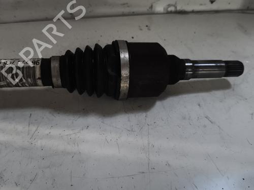 Used Right front driveshaft Right front driveshaft CITROËN C4 CACTUS 1.2 VTi 82 (82 hp) 23845990 23845990