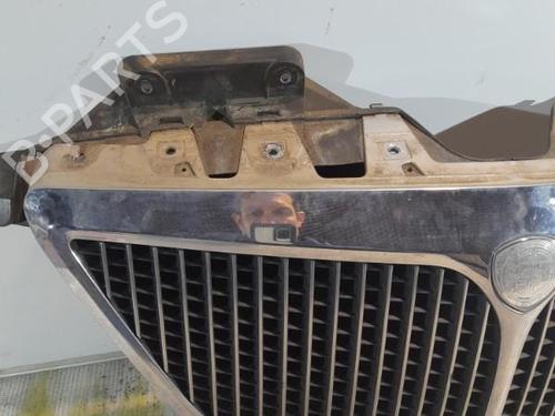 Used Grille LANCIA PHEDRA (179_) 2.0 (179AXA11, 179AXA1A) (136 hp) 21705880