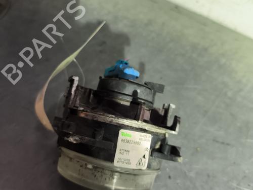 Used Right front fog light Right front fog light 29304831 29304831