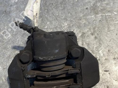 Used Right front brake caliper Right front brake caliper PEUGEOT 106 II (1A_, 1C_) 1.1 i (60 hp) 21721510 21721510