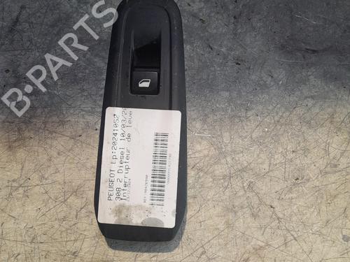 Used Right front window switch PEUGEOT 308 II (LB_, LP_, LW_, LH_, L3_) 1.6 HDi (92 hp) 22371715