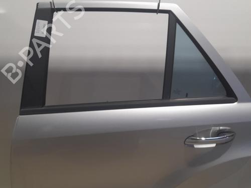 Used Left rear door MERCEDES-BENZ M-CLASS (W164) ML 320 CDI 4-matic (164.122) (224 hp) 22653100