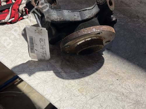 Used Left front steering knuckle PEUGEOT 208 I (CA_, CC_) 1.2 VTI 82 (82 hp) 22921338