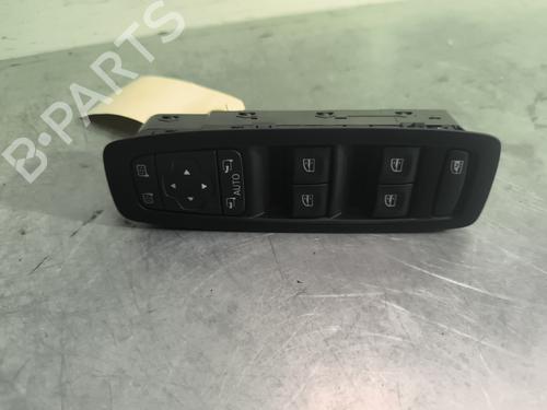 Used Left front window switch RENAULT KADJAR (HA_, HL_) 1.5 BLUE dCi 115 (HLA6) (116 hp) 29732930