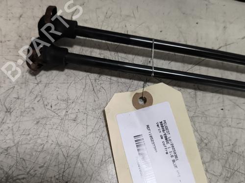 Used Tailgate lift support Tailgate lift support 25624776 25624776