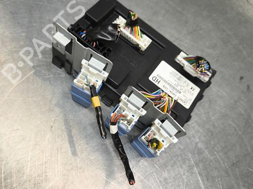 Used Fuse box Fuse box NISSAN NOTE (E12) 1.2 (80 hp) 33992355 33992355