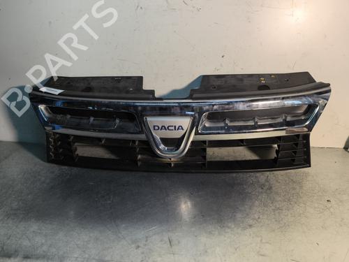 Used Grille DACIA DUSTER (HS_) 1.5 dCi 4x4 (HSMC, HSMD) (110 hp) 30105015