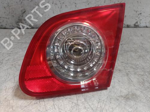 Feu de coffre droit VW PASSAT B6 (3C2) 2.0 TDI 16V (140 hp) 28302400