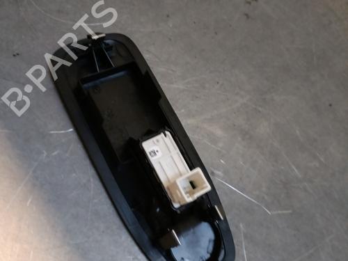 Used Right front window switch Right front window switch PEUGEOT 2008 I (CU_) 1.2 THP 130 / PureTech 130 (130 hp) 28444005 28444005