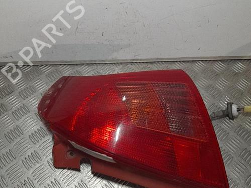Used Right taillight Right taillight SUZUKI SWIFT III (MZ, EZ) 1.3 DDiS (RS413D) (69 hp) 21701719 21701719