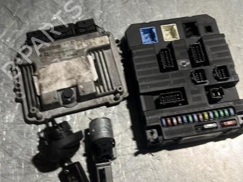 Used Electronic module Electronic module PEUGEOT 207 (WA_, WC_) 1.6 HDi (109 hp) 21721385 21721385