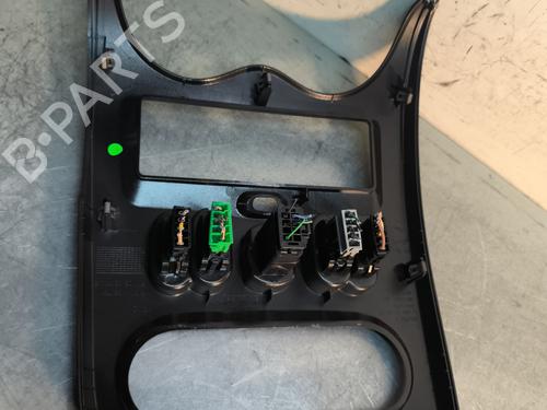 Switch DACIA DUSTER (HS_) 1.5 dCi 4x4 (HSMC, HSMD) | BP29733800I30