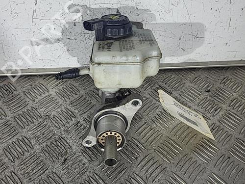 Used Brake master cylinder VW GOLF VI (5K1) 1.6 TDI (105 hp) 21710967
