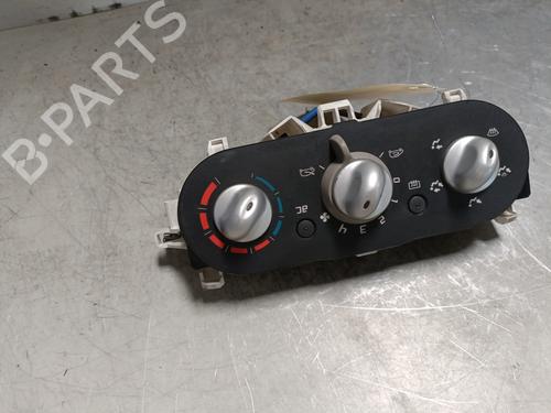 Climate control RENAULT TWINGO II (CN0_) 1.5 dCi (CN0E) | BP29330437I5 