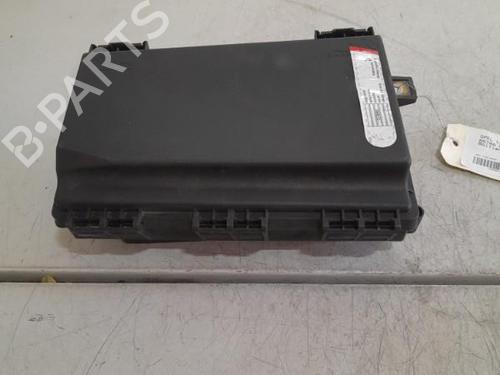 Used Fuse box Fuse box OPEL ASTRA H GTC (A04) 1.7 CDTI (L08) (125 hp) 21696922 21696922