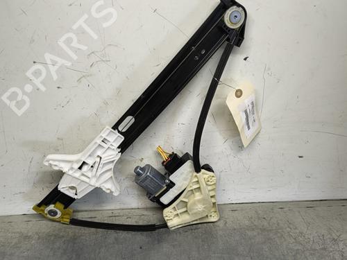Vindusheismekanisme venstre bak VW T-ROC (A11, D11) 1.0 TSI | BP29997566C24