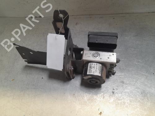Used ABS pump RENAULT TWINGO II (CN0_) 1.2 16V (CN04, CN0B) (75 hp) 28165223