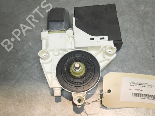 Vindusheismekanisme venstre foran AUDI A3 Sportback (8PA) 1.4 TFSI (125 hp) 32995764