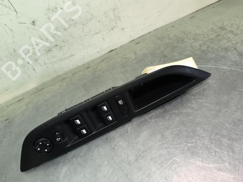 Left front window switch PEUGEOT 208 II (UB_, UP_, UW_, UJ_) 1.2 PureTech 75 | BP30553286I27