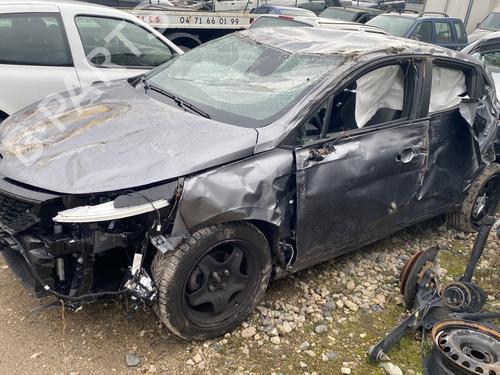 Brugte RENAULT CLIO V (B7_) 1.0 TCe 90 (B7MT) (91 hp) 4338893