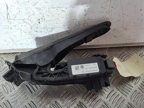 Used Pedal Pedal VW GOLF VI (5K1) 1.6 TDI (105 hp) 21710982 21710982