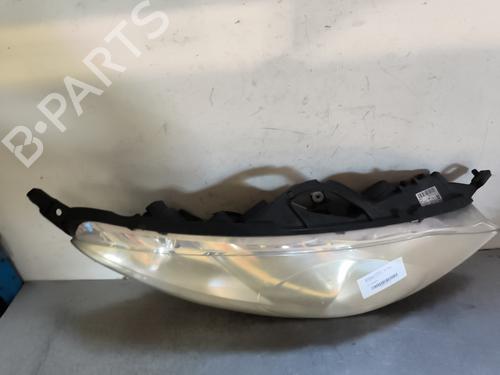 Used Right headlight Right headlight PEUGEOT 407 (6D_) 2.0 HDi 135 (6DRHRH, 6DRHRE, 6DRHRG, 6DRHRJ) (136 hp) 27810008 27810008