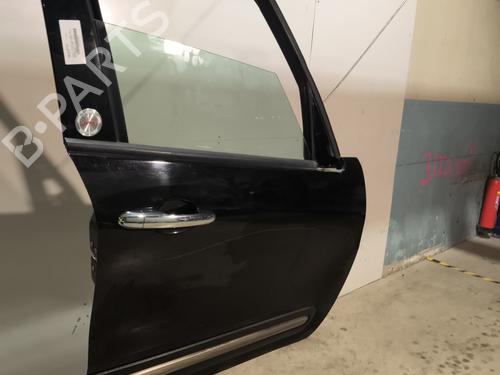 right-front-door-fiat-500l-351_-352_-2012-31363742 main image