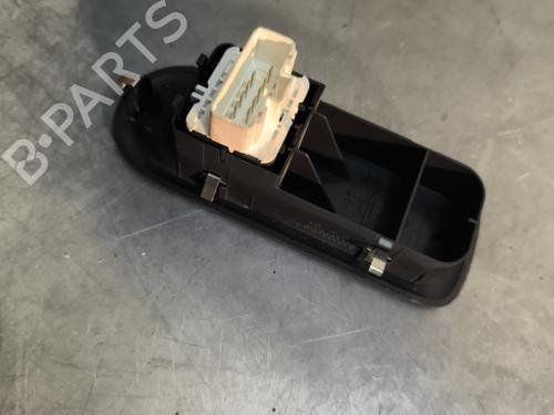 Used Left front window switch Left front window switch RENAULT CLIO III Grandtour (KR0/1_) 1.5 dCi (KR0G) (68 hp) 30553082 30553082