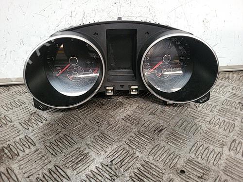 Used Instrument cluster VW GOLF VI (5K1) 1.6 TDI (105 hp) 21694754