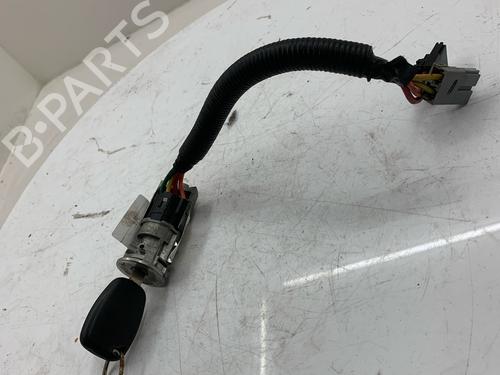 Ignition barrel RENAULT TRAFIC II Van (FL) 2.0 dCi 90 (FL0H, FL00, FL01, FL0M, FL0P, FL0S) | BP39640061M48 - Image 2