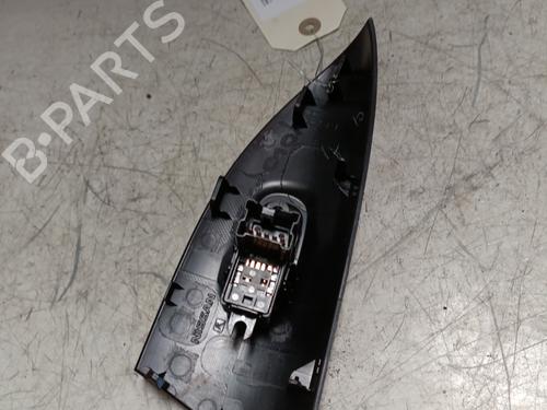 Right front window switch NISSAN JUKE (F15) 1.5 dCi | BP24847877I26 