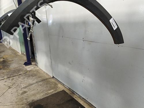 Used Front right wheel arch trim Front right wheel arch trim 39150405 39150405
