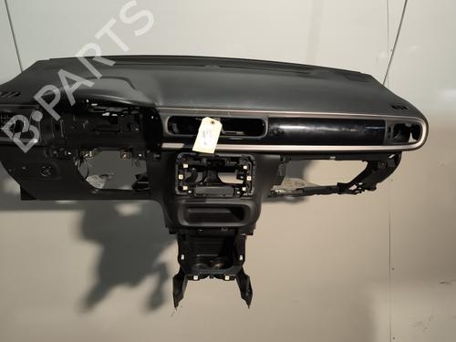 Used Dashboard CITROËN C3 III (SX) 1.2 PureTech 82 (83 hp) 29733969