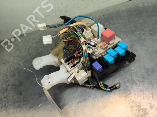 fuse-box-toyota-rav-4-iii-_a3_-2005-2006-2007-2008-2009-2010-2011-2012-2013-2014-31815976 main image