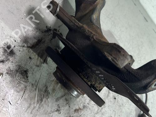 Used Right front steering knuckle Right front steering knuckle SUZUKI SWIFT IV (FZ, NZ) 1.3 DDiS (AZG413D, ZC02S, ZC92S) (75 hp) 27327991 27327991